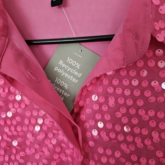 H&M Divided NWT Women's Medium Neon Pink Sequin Top Long Sleeve Button Front - Picture 6 of 7